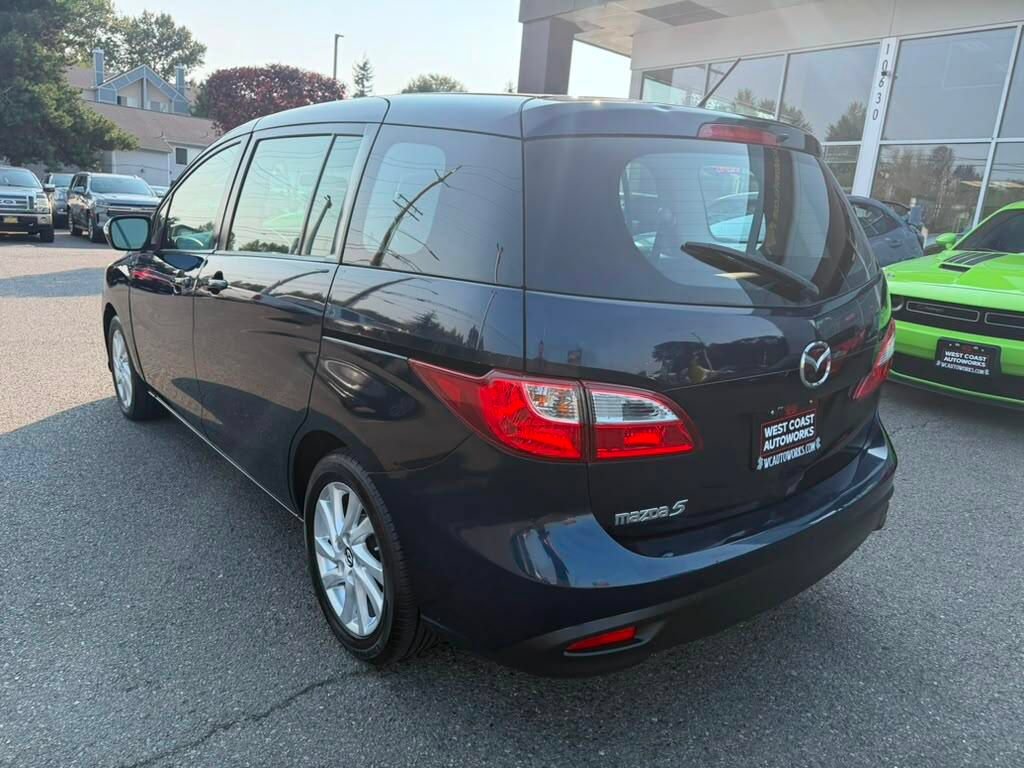 Used 2014 MAZDA MAZDA5 Sport FWD image 9