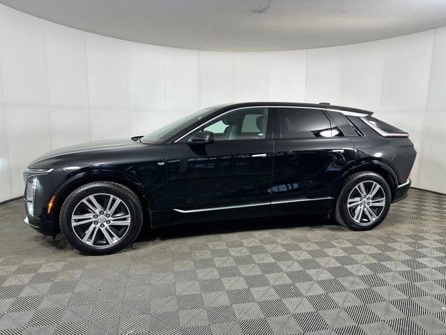 Used 2024 Cadillac Lyriq Tech image 6