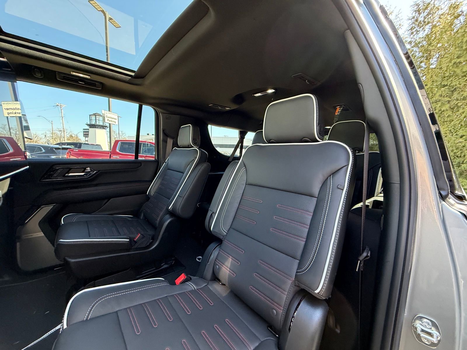 New 2026 GMC Yukon XL AT4 Ultimate image 28