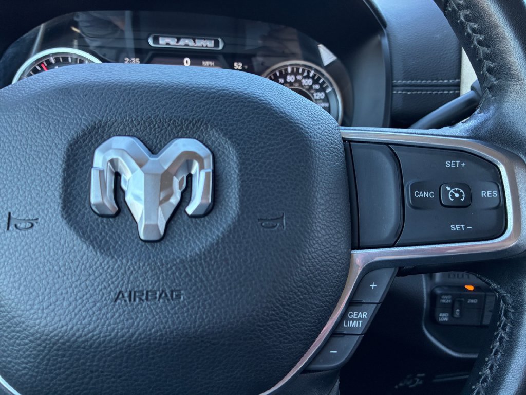 Used 2024 RAM 2500 Laramie AWD/4WD image 12