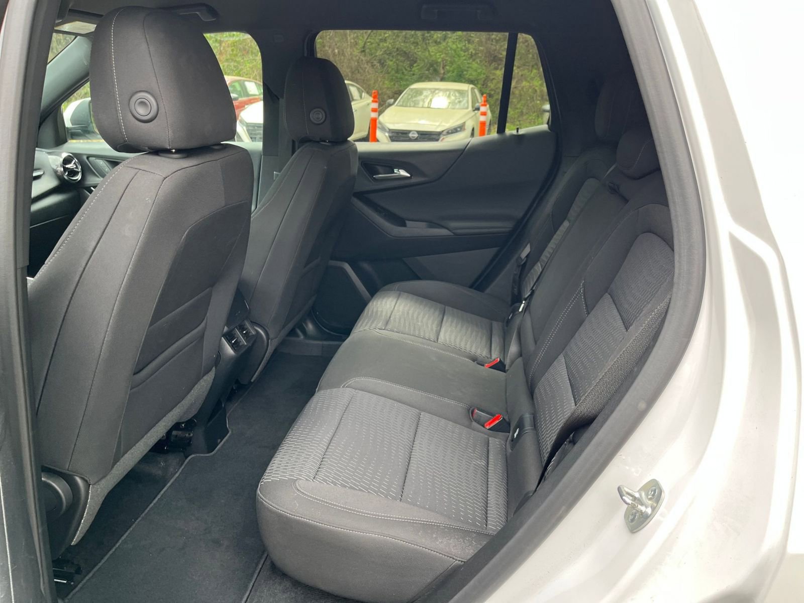 Used 2025 Chevrolet Equinox LT FWD image 25