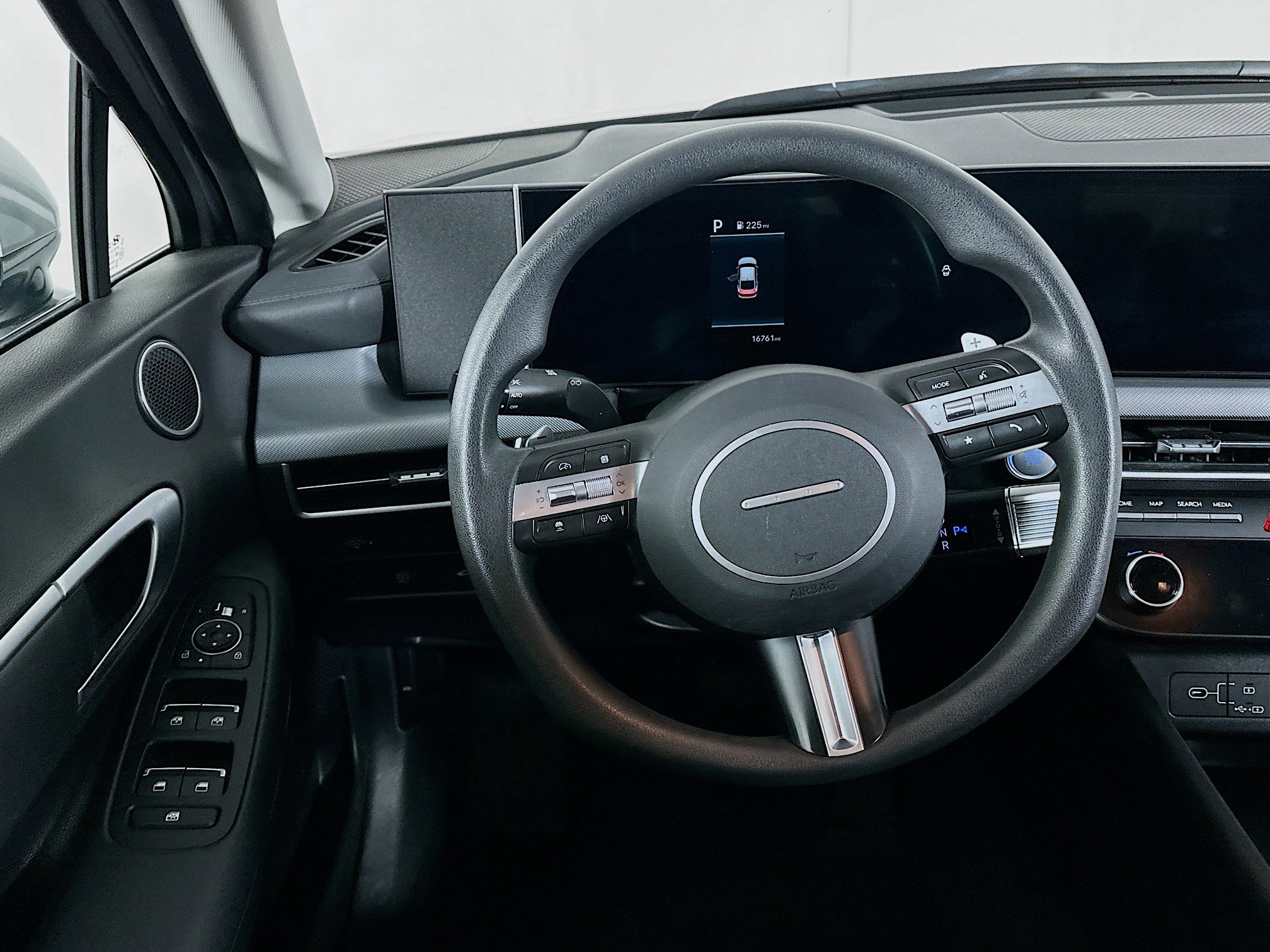 Used 2025 Hyundai Sonata SEL image 18