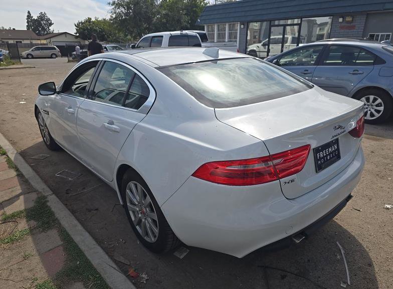 Used 2019 Jaguar XE RWD image 6