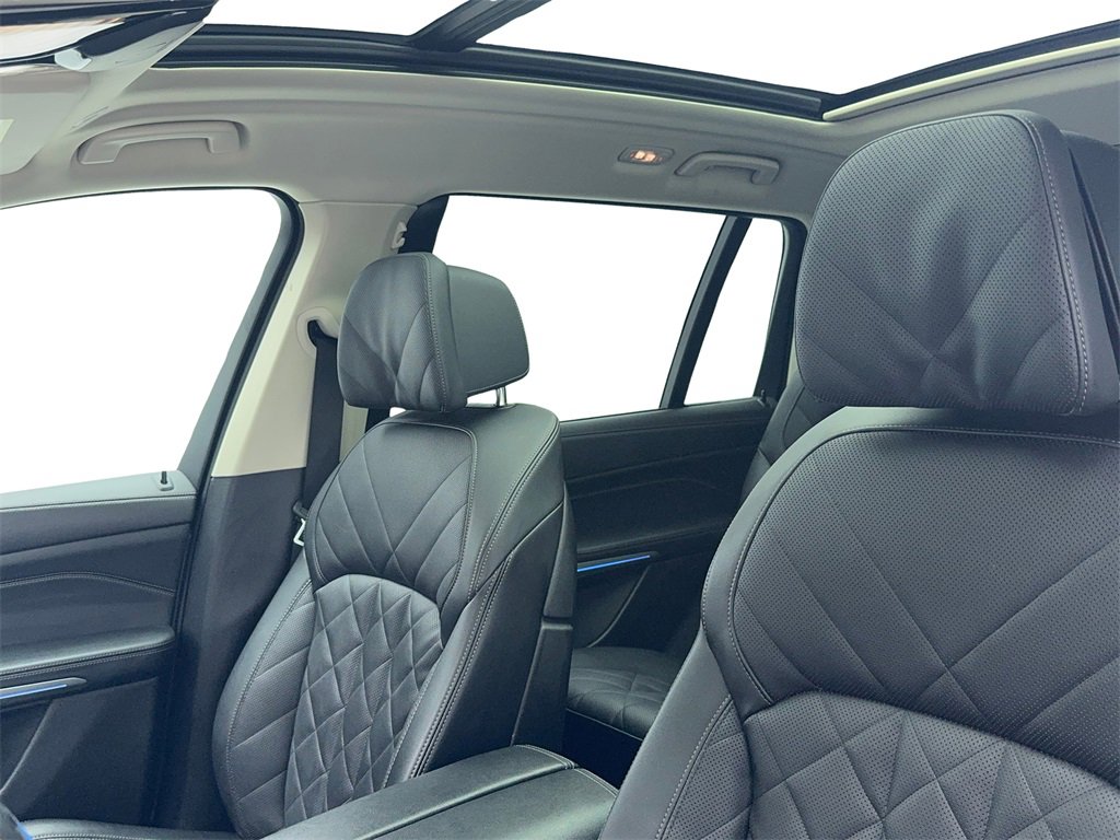Used 2024 BMW X7 xDrive40i image 34