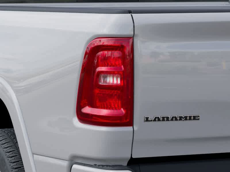 New 2025 RAM 1500 Laramie w/ Sport Appearance Package AWD/4WD image 9