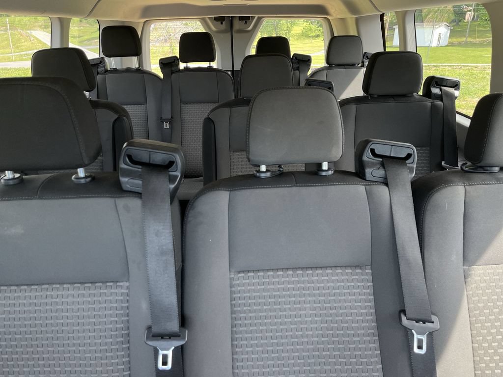 Used 2023 Ford Transit 350 XLT RWD image 22