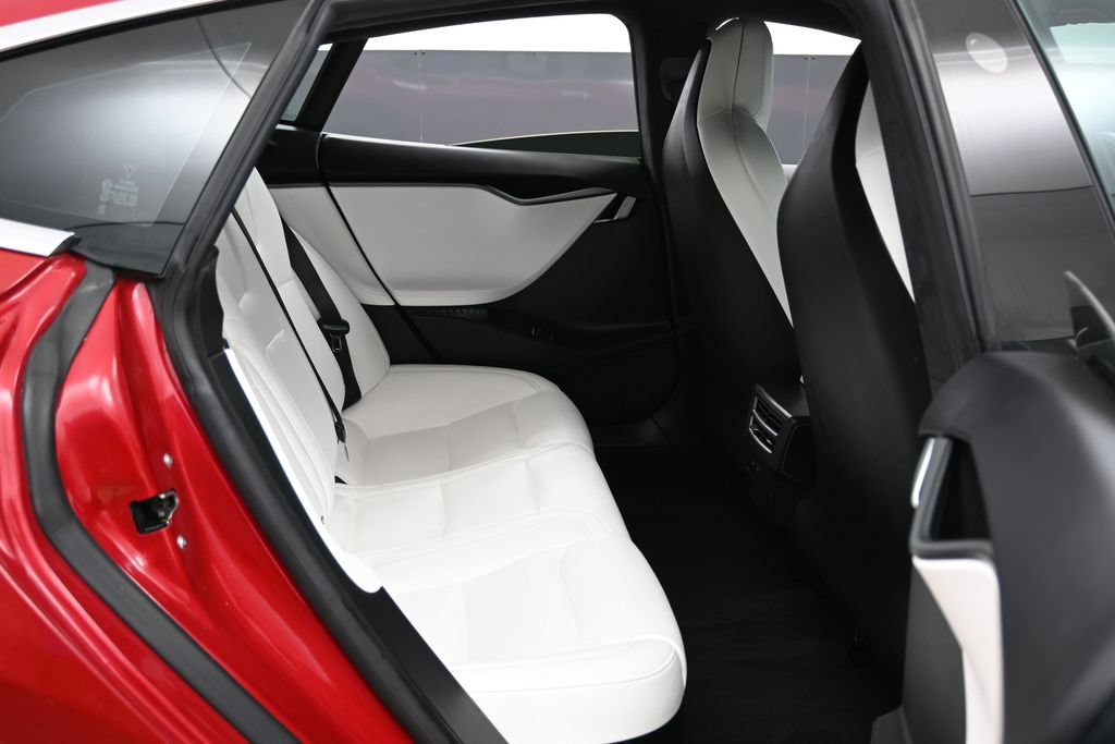 Used 2020 Tesla Model S Performance AWD/4WD image 37