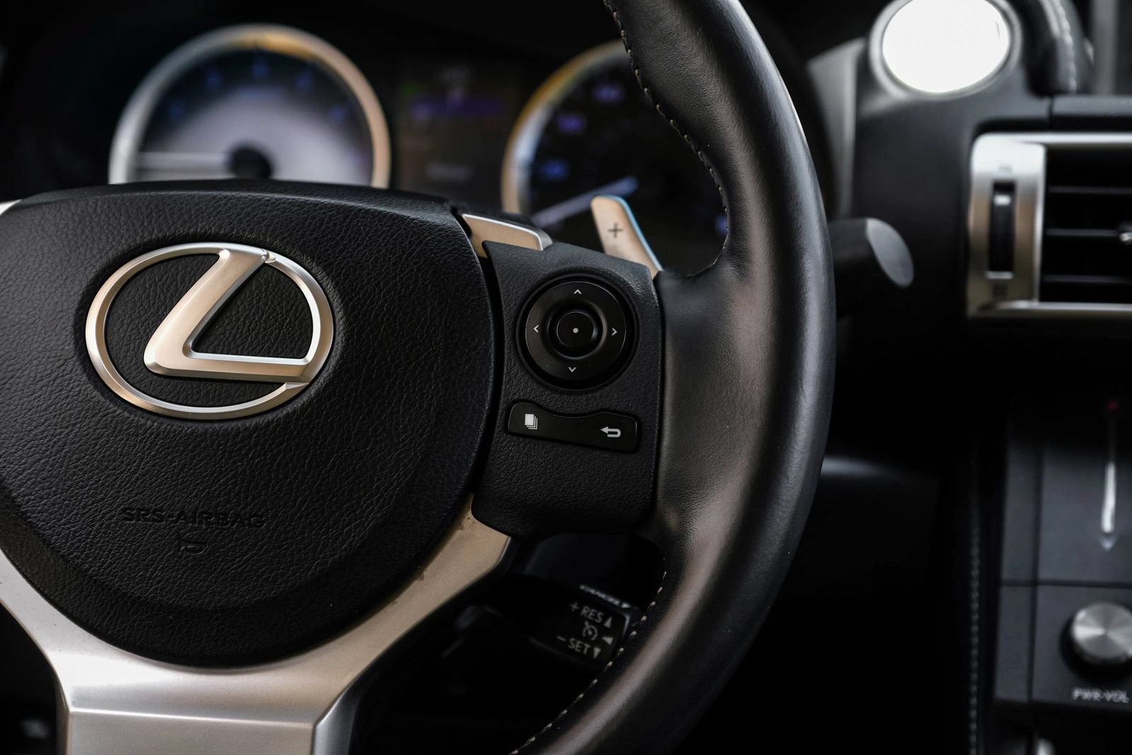 Used 2015 Lexus IS 250 AWD w/ Navigation System Package image 18