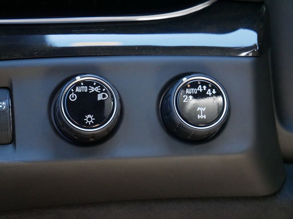 Used 2020 Cadillac Escalade Platinum AWD/4WD image 19