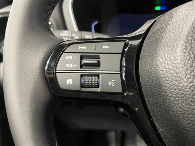 New 2025 Honda Pilot Touring image 13