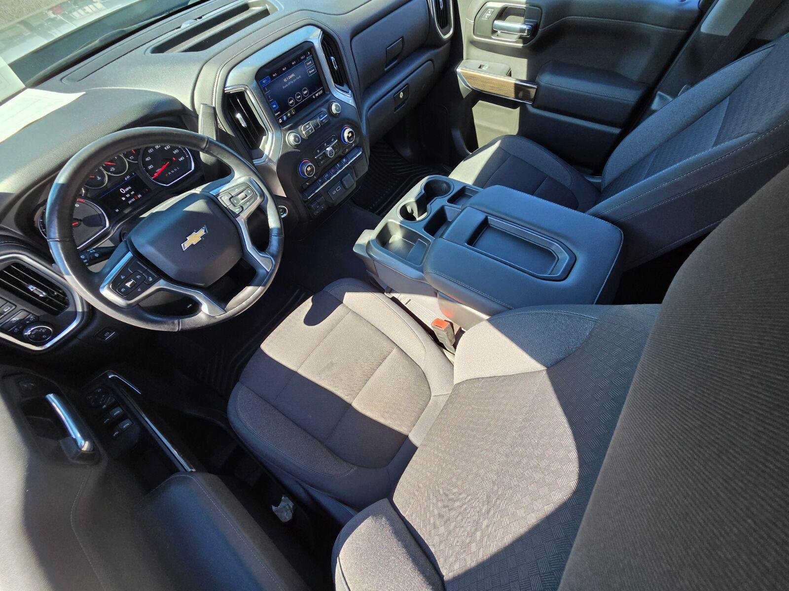 Used 2019 Chevrolet Silverado 1500 LT w/ All-Star Edition AWD/4WD image 8