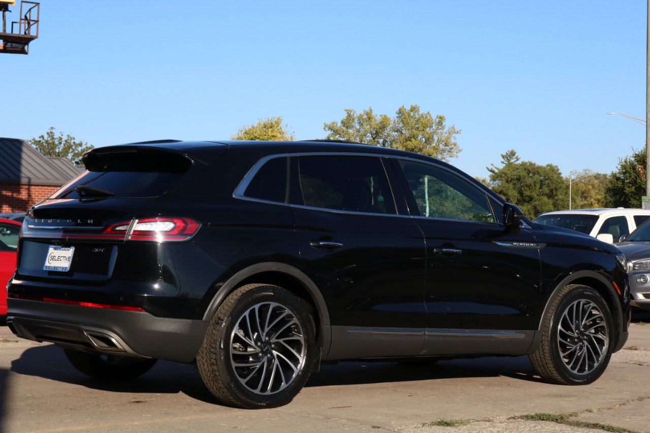 Used 2019 Lincoln Nautilus Reserve image 7