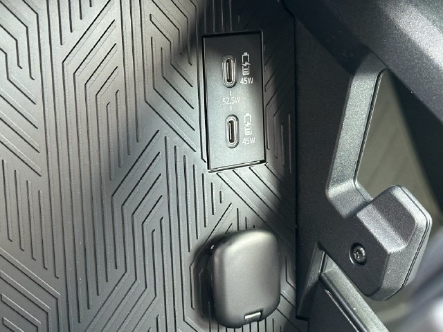 New 2026 Toyota 4Runner SR5 AWD/4WD image 17
