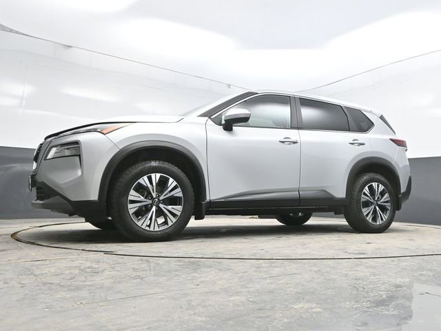 Used 2023 Nissan Rogue SV image 33