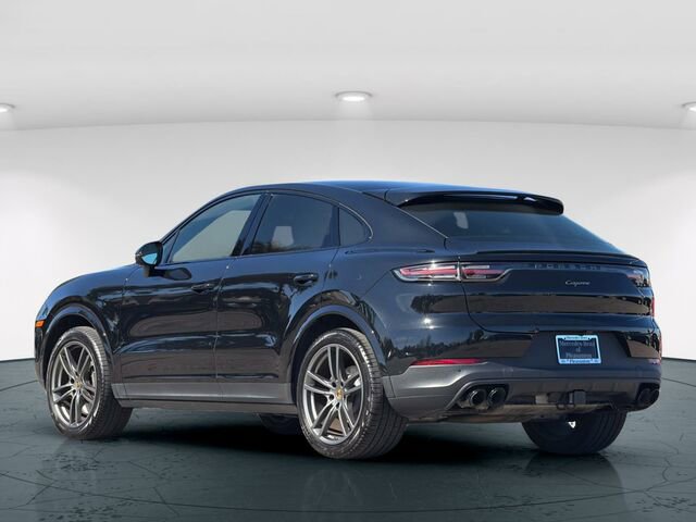 Used 2023 Porsche Cayenne Platinum Edition image 5