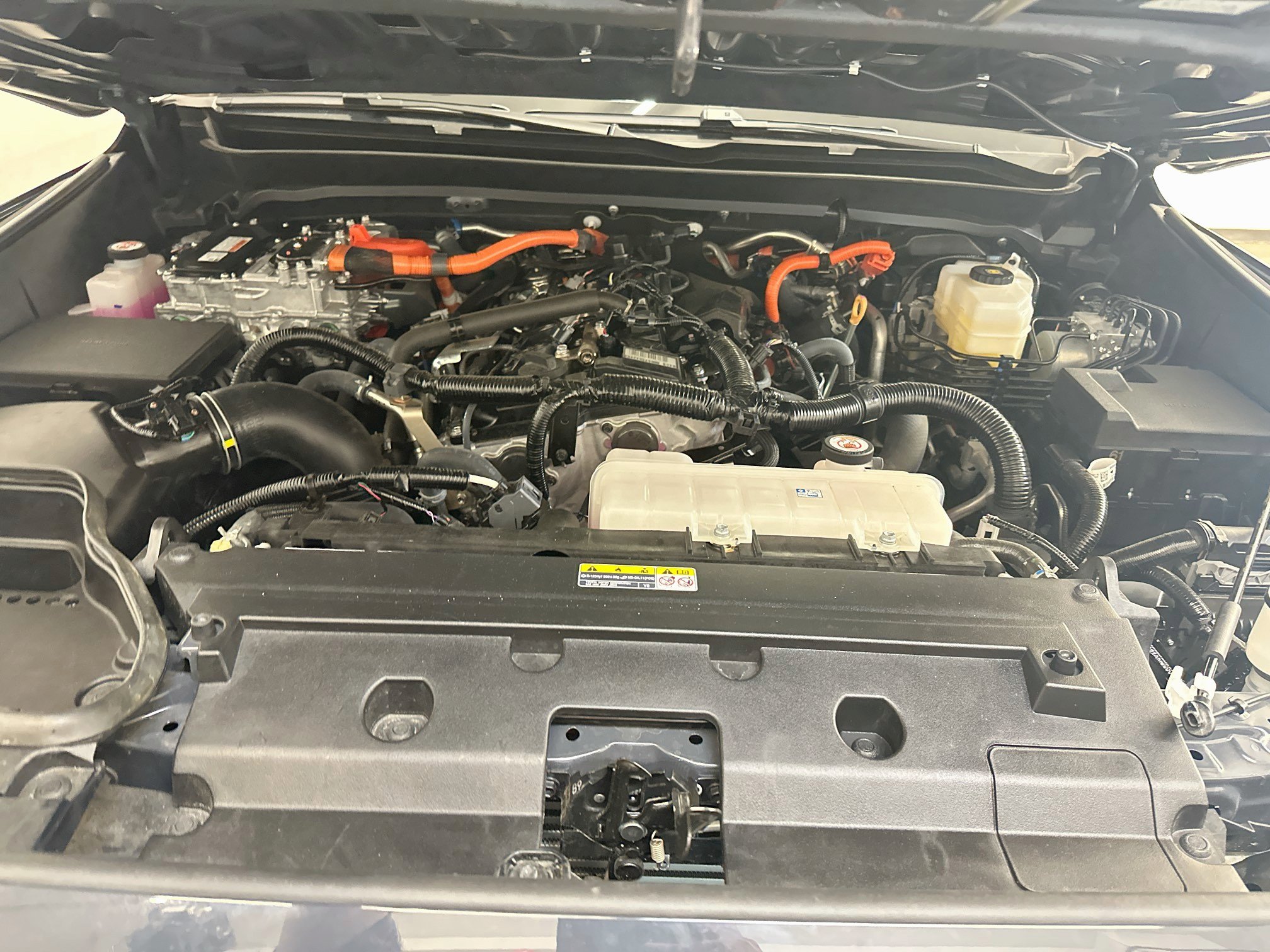 Used 2025 Toyota Tacoma TRD Sport AWD/4WD image 34