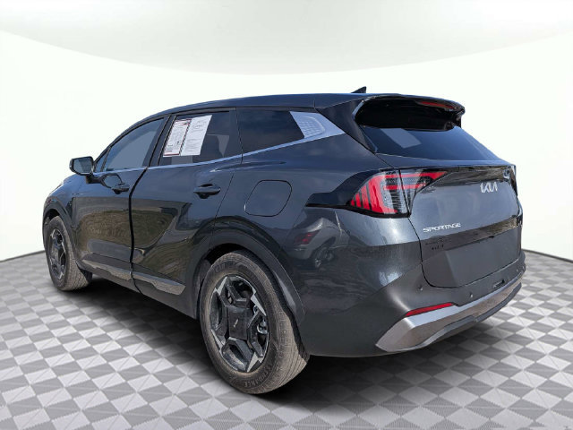 Used 2026 Kia Sportage EX FWD image 5