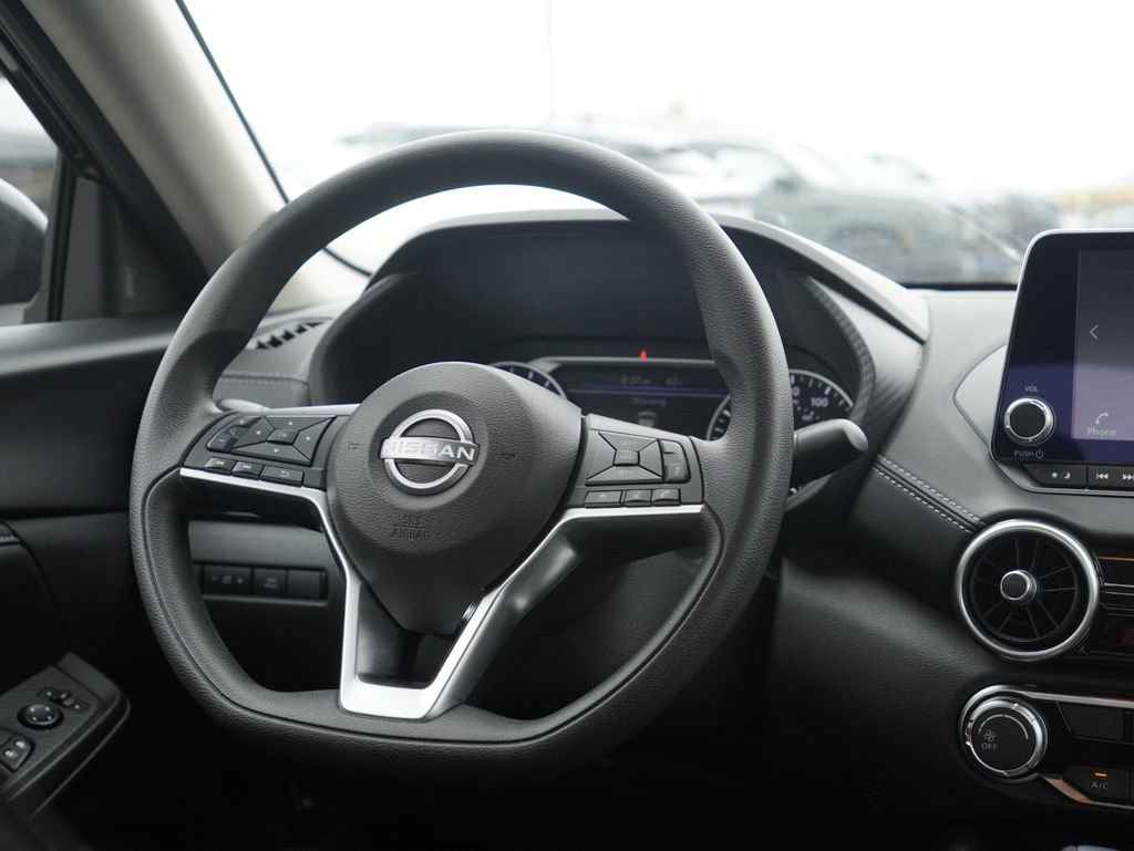 Used 2025 Nissan Sentra SV w/ Trunk Package FWD image 25