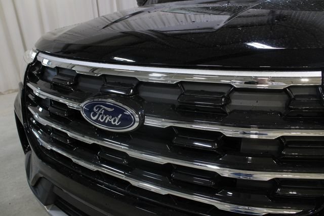 New 2026 Ford Explorer Active w/ Active Comfort Package AWD/4WD image 33