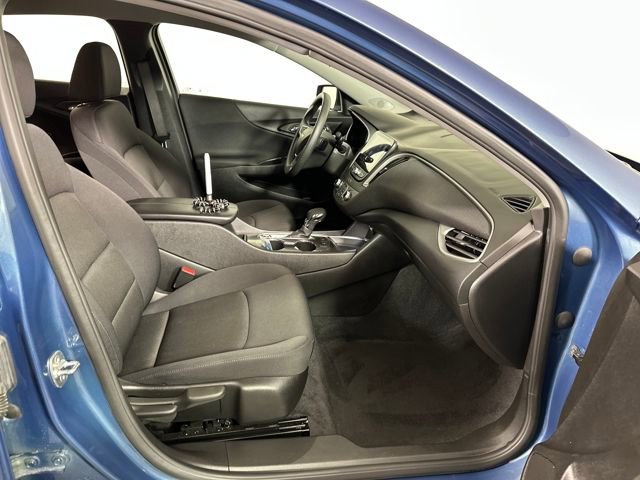 Used 2025 Chevrolet Malibu LT image 28