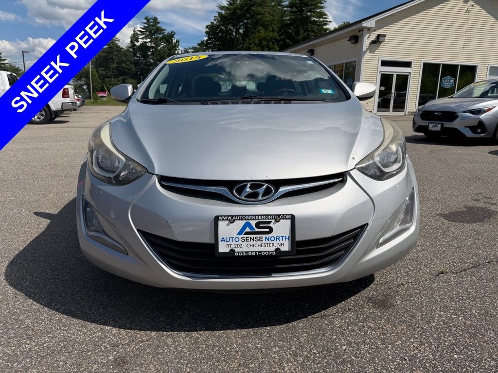 Used 2015 Hyundai Elantra SE w/ Option Group 02 FWD image 8