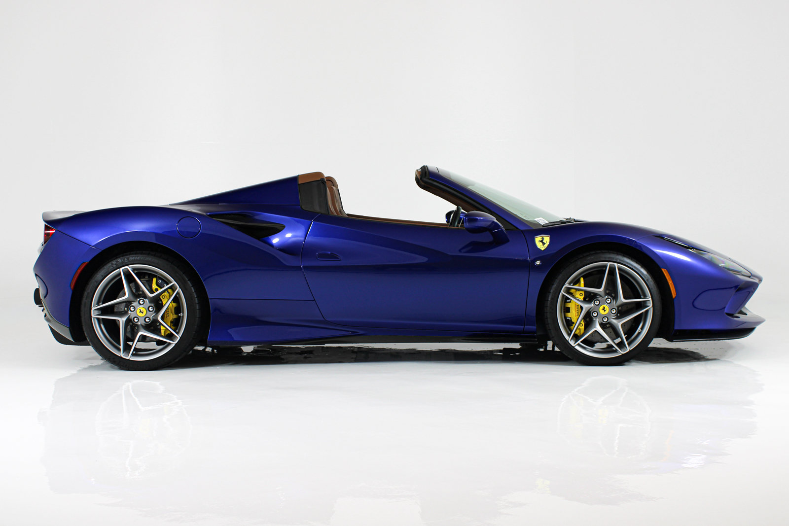 Certified 2023 Ferrari F8 Tributo RWD image 12
