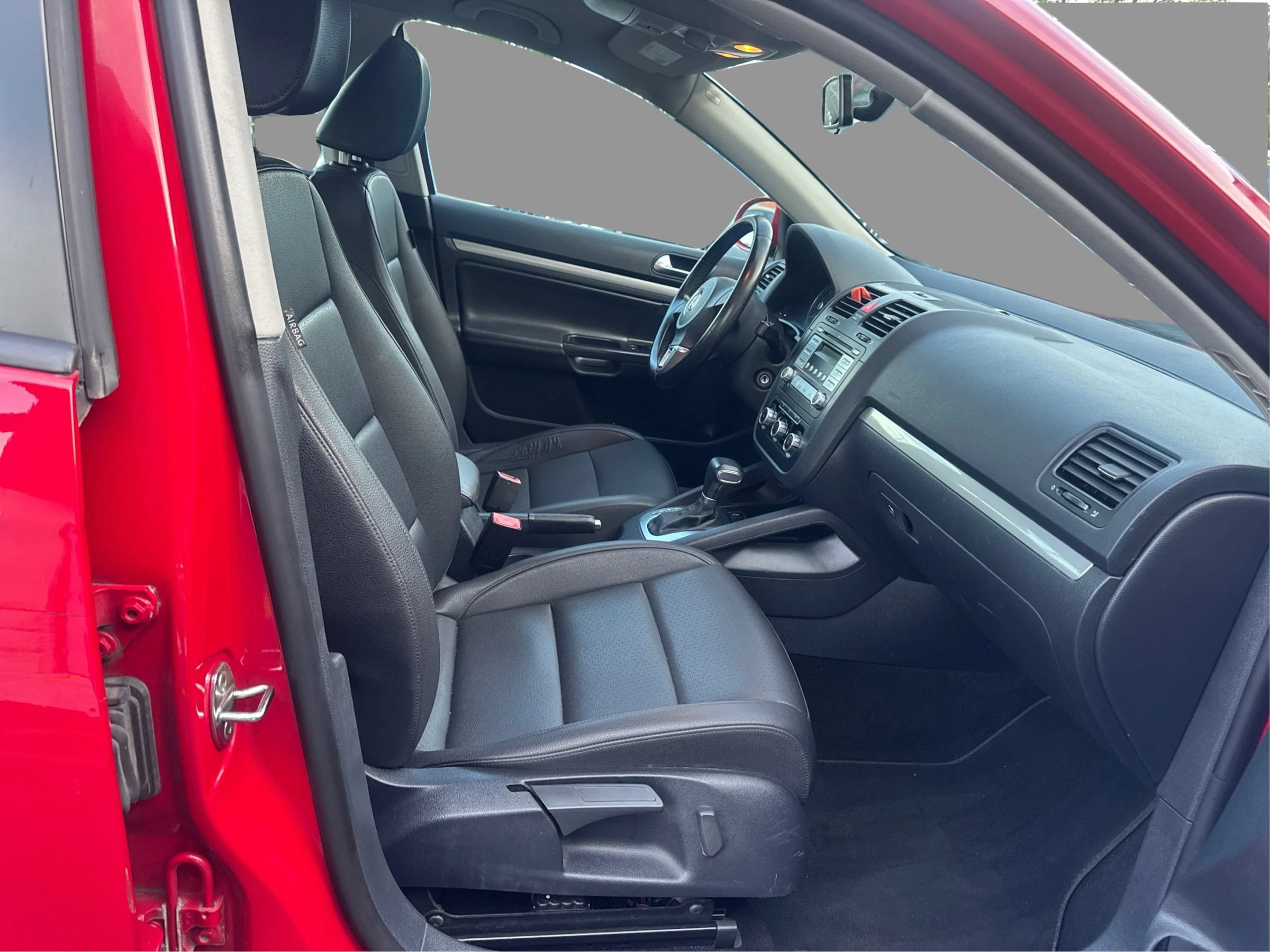 Used 2010 Volkswagen Jetta Limited Edition FWD image 25