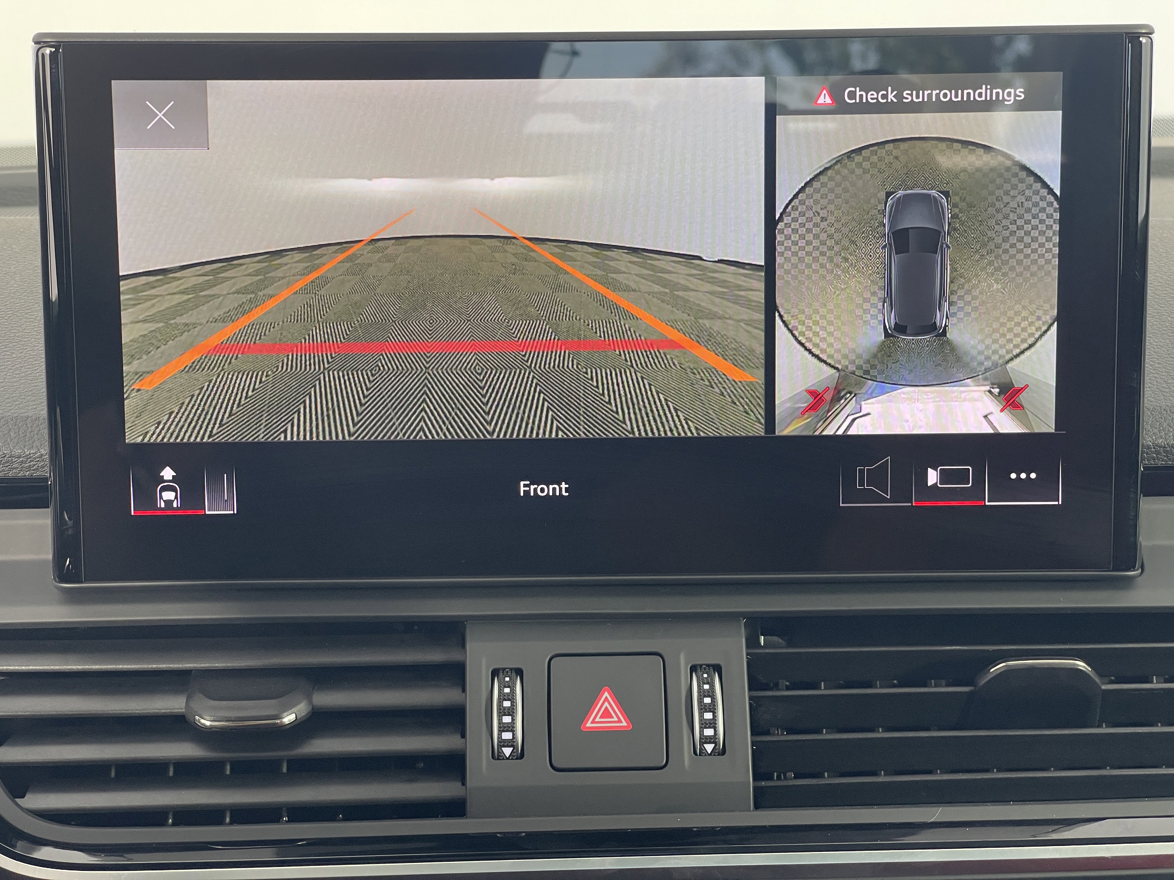 New 2025 Audi SQ5 Premium Plus image 28