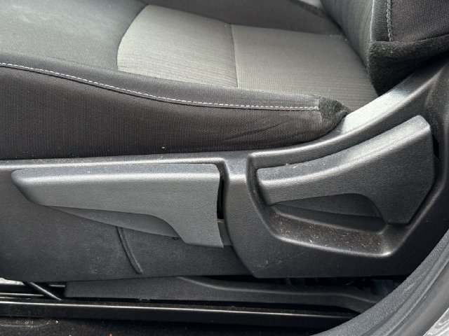 Used 2025 Nissan Sentra SV FWD image 25