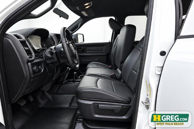 Used 2022 RAM 2500 Tradesman w/ Chrome Appearance Group AWD/4WD image 10