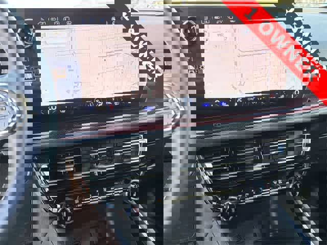 Used 2025 Chevrolet Traverse Z71 w/ Driver Confidence Package image 3