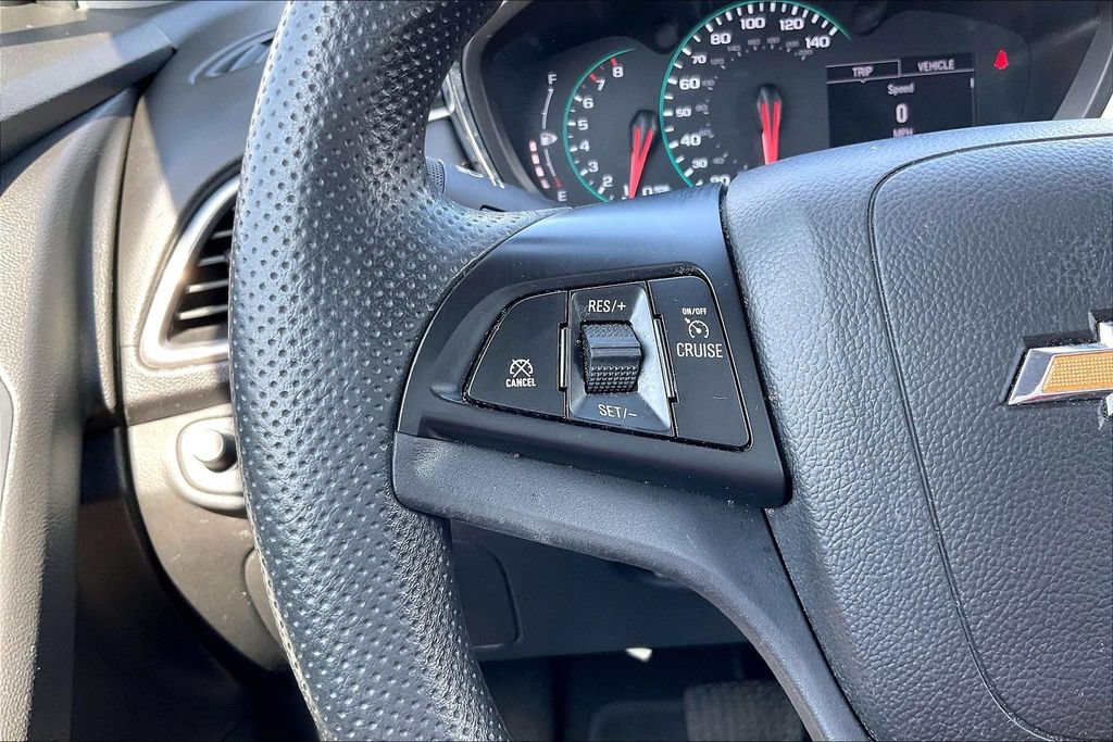 Used 2022 Chevrolet Trax LS w/ Tint and Cruise Package FWD image 18