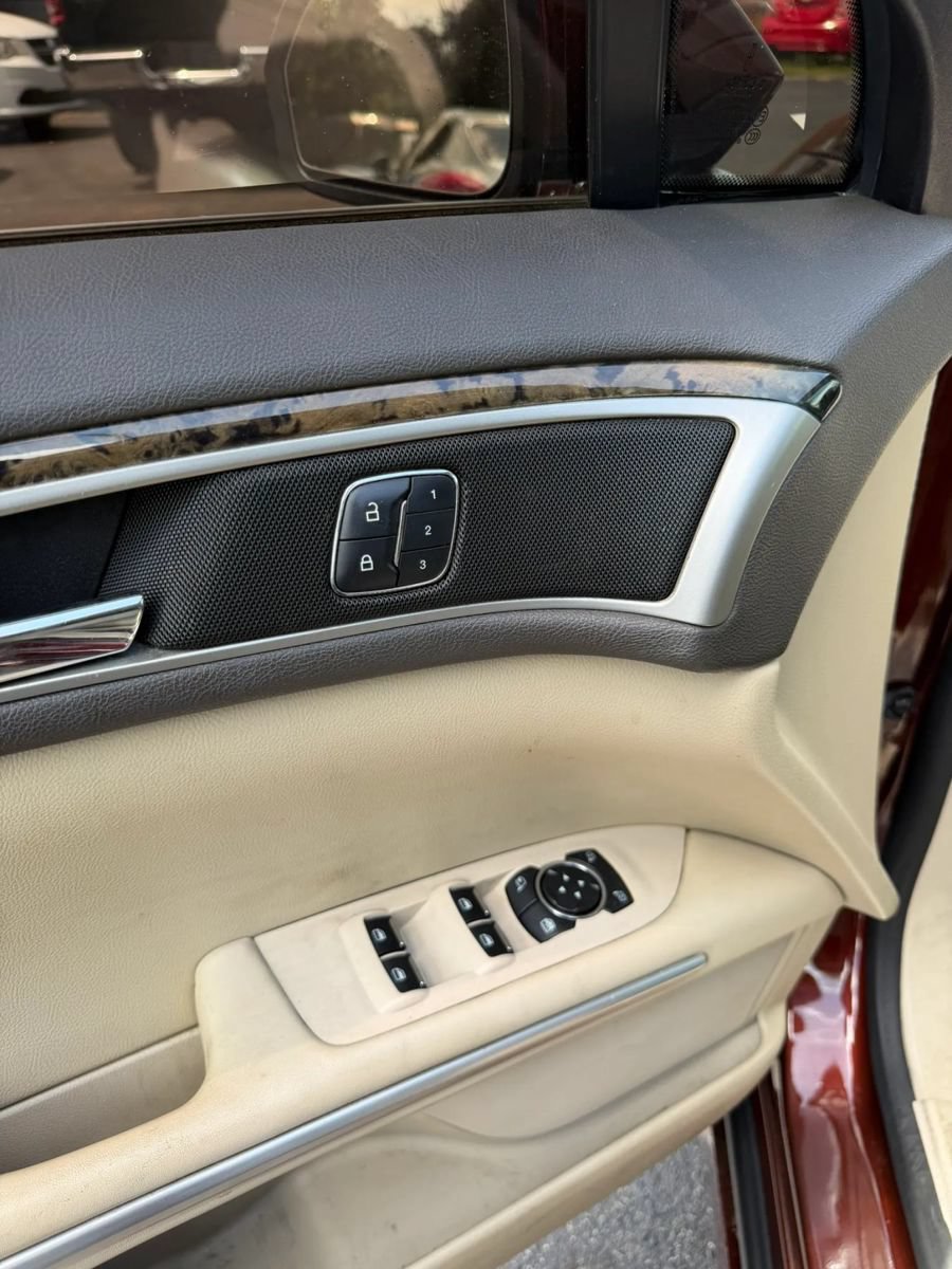 Used 2016 Lincoln MKZ w/ Equipment Group 300A Reserve FWD image 13
