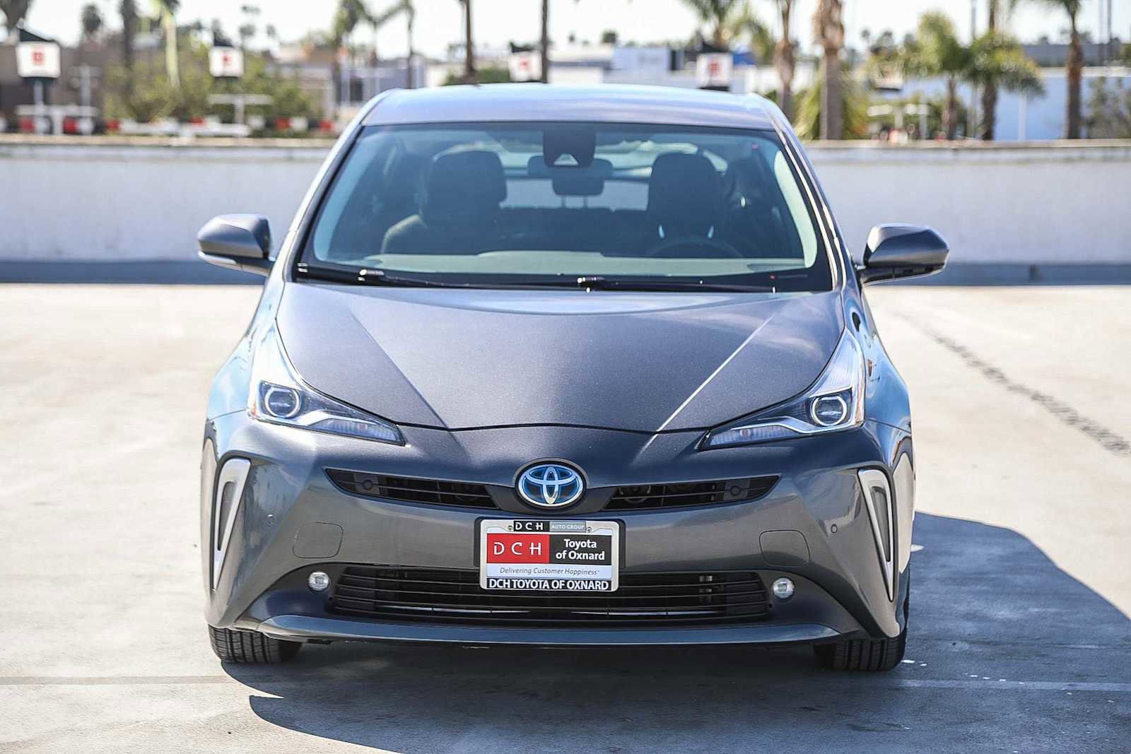 Used 2020 Toyota Prius LE image 3