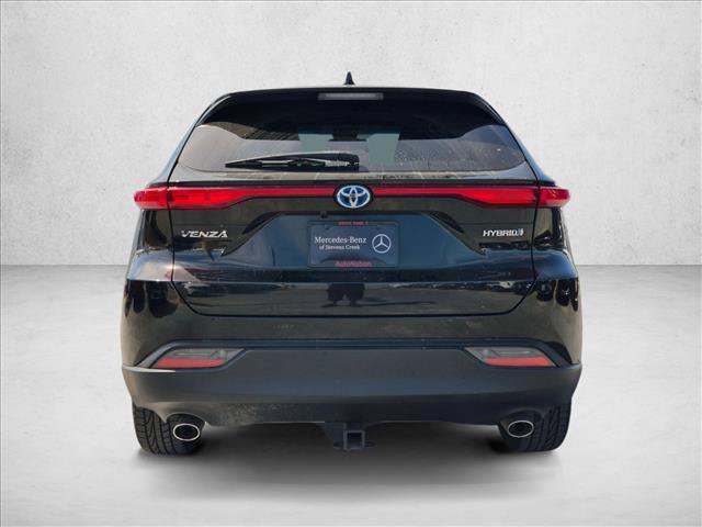 Used 2021 Toyota Venza LE w/ Carpet Mat Package (TMS) AWD/4WD image 6
