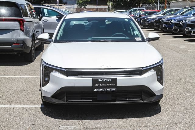 Certified 2025 Kia K4 FWD image 3