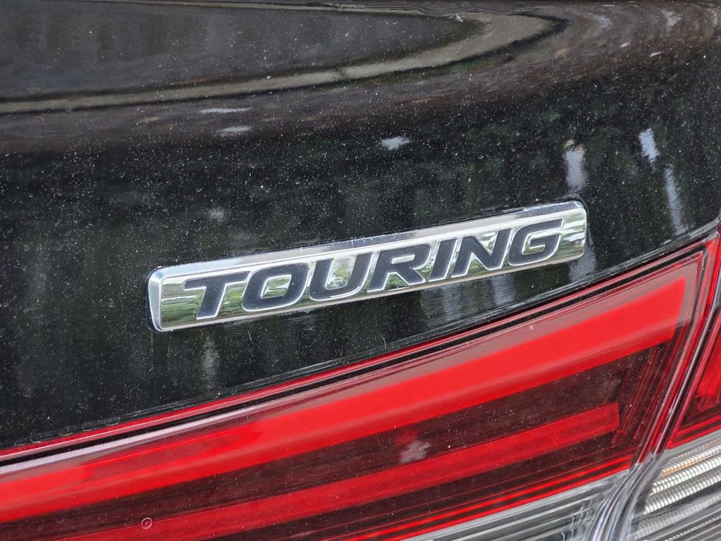 Used 2022 Honda Civic Touring image 31