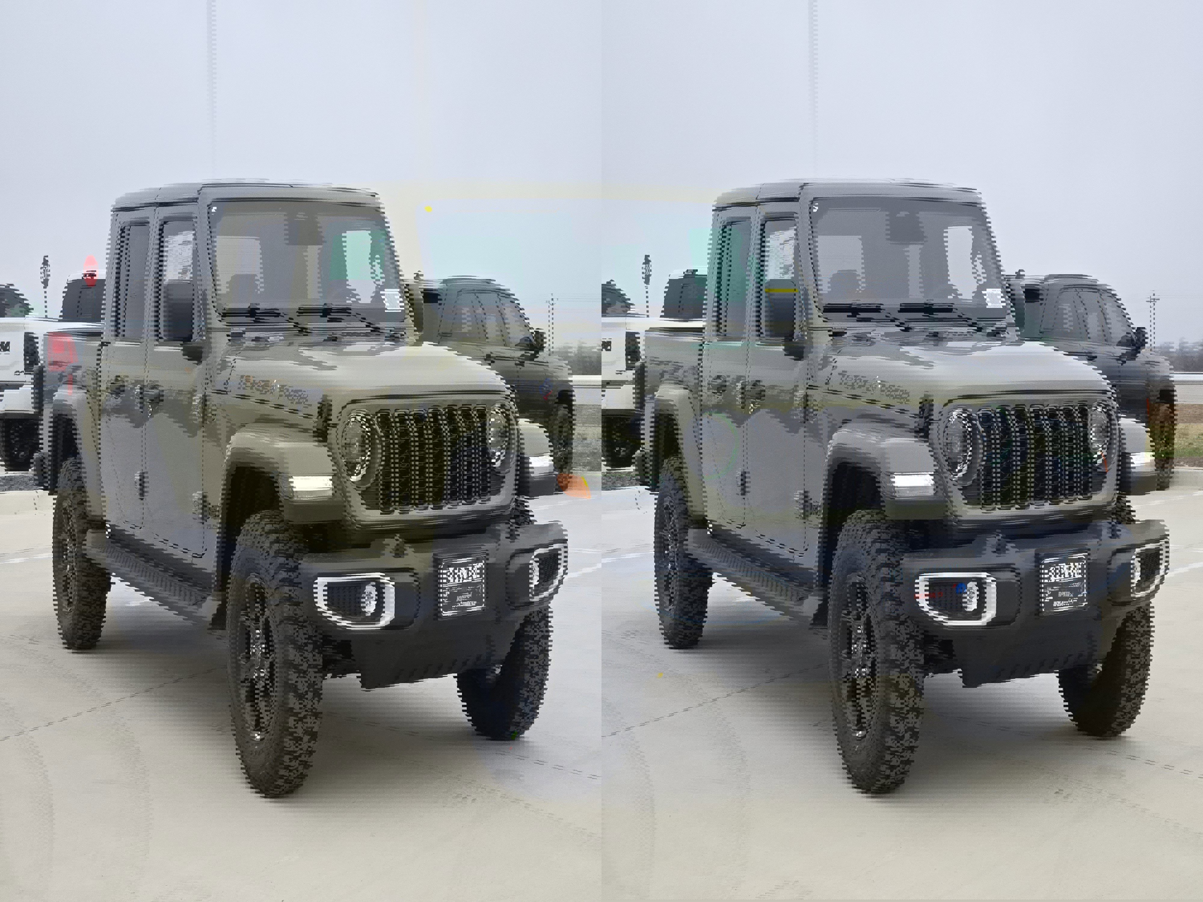New 2026 Jeep Gladiator Sport image 3
