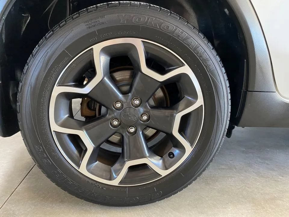 Used 2014 Subaru Crosstrek 2.0i Limited AWD/4WD image 39