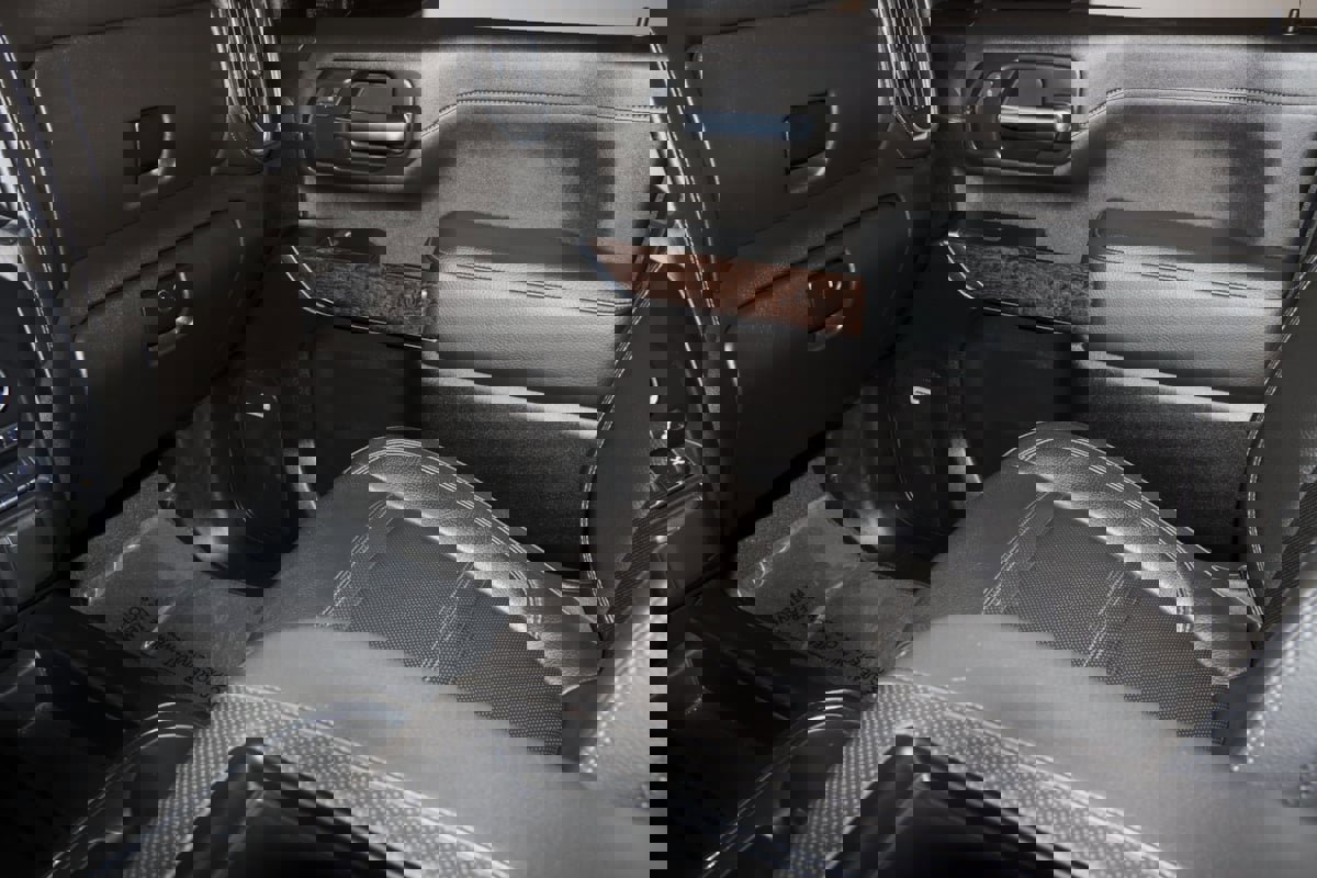 Used 2022 GMC Sierra 3500 Denali w/ Denali Ultimate Package image 59