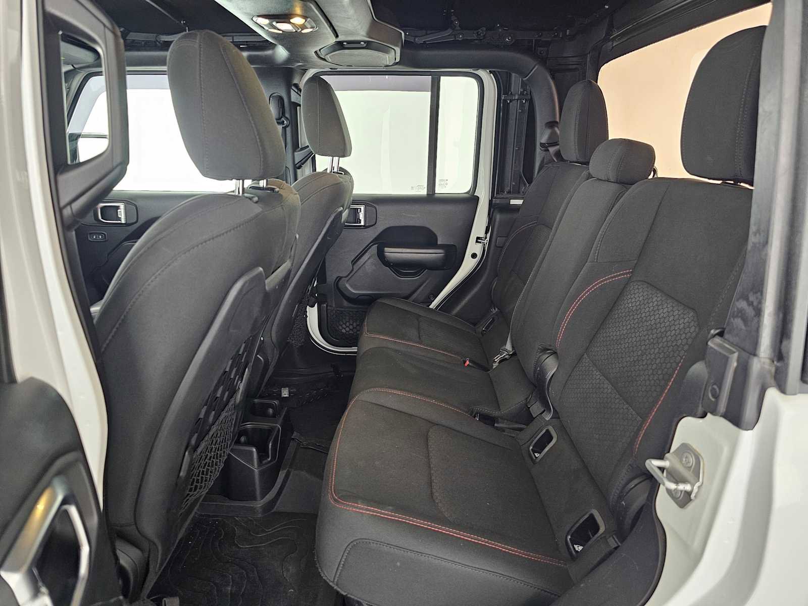 Used 2020 Jeep Gladiator Rubicon image 17