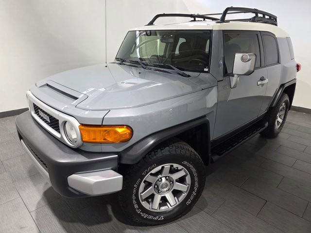 Used 2014 Toyota FJ Cruiser 4WD w/ Convenience Package image 1