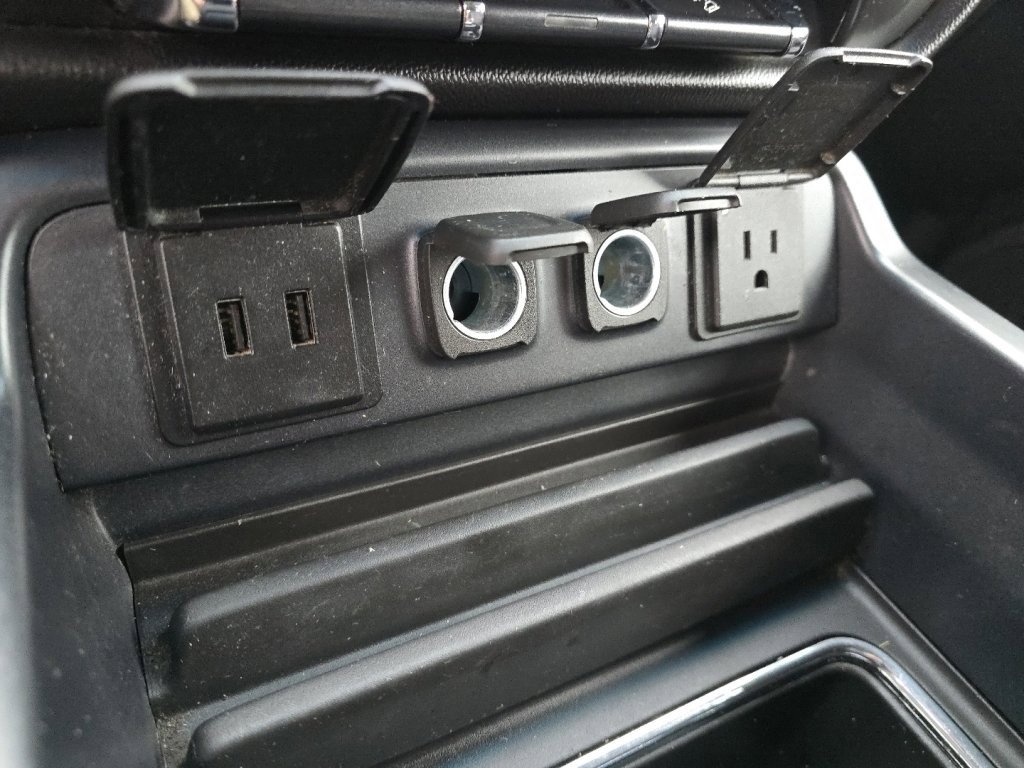 Used 2018 Chevrolet Silverado 1500 LT w/ All Star Edition image 16