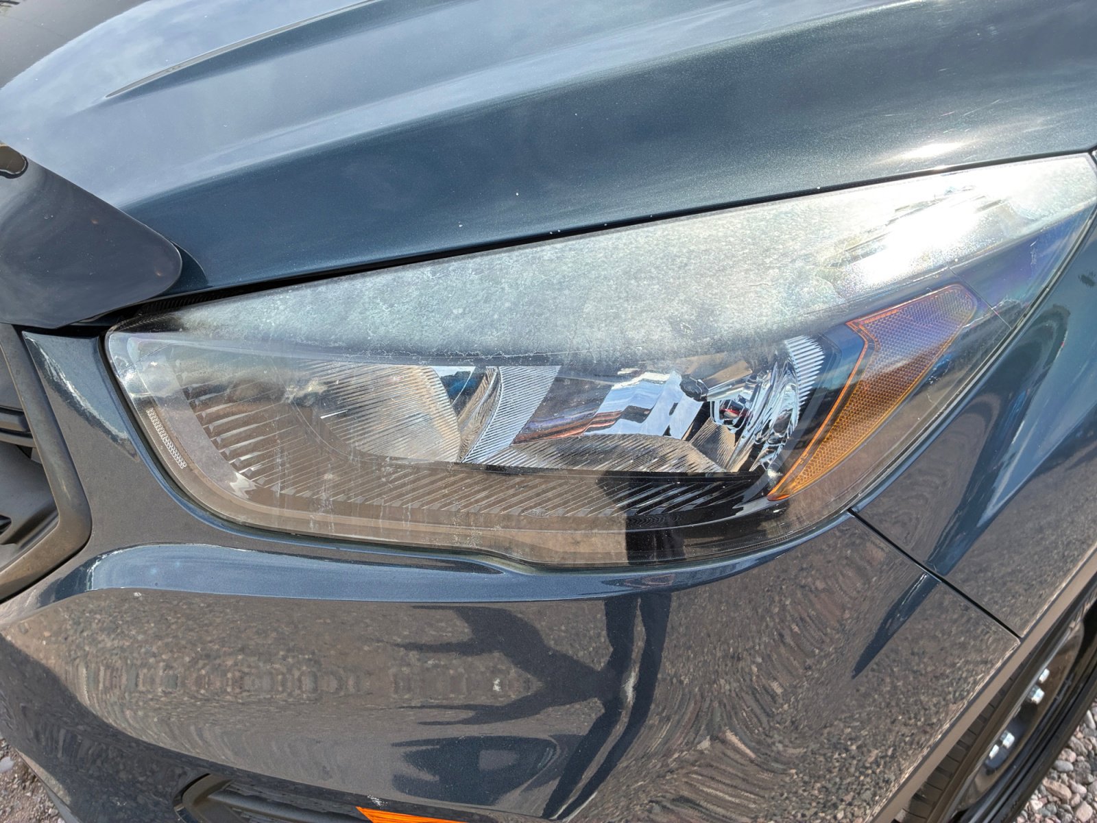 Used 2018 Ford Escape SE image 9