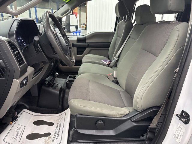 Used 2019 Ford F550 4x4 Crew Cab Super Duty image 4