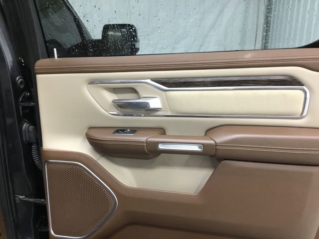 Used 2019 RAM 1500 Laramie image 21