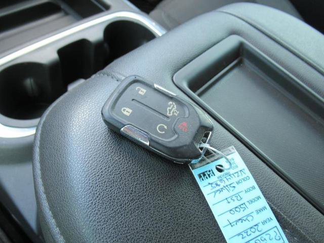 Used 2022 Chevrolet Silverado 1500 RST image 30