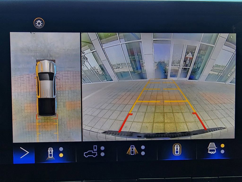 Used 2024 Chevrolet Colorado Z71 w/ Z71 Convenience Package 2 image 23