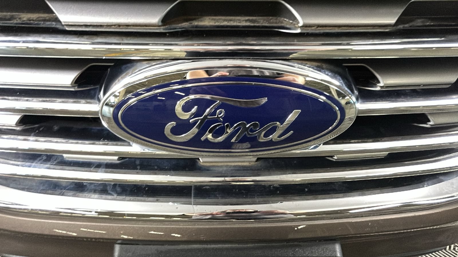 Used 2019 Ford Edge SE AWD/4WD image 9