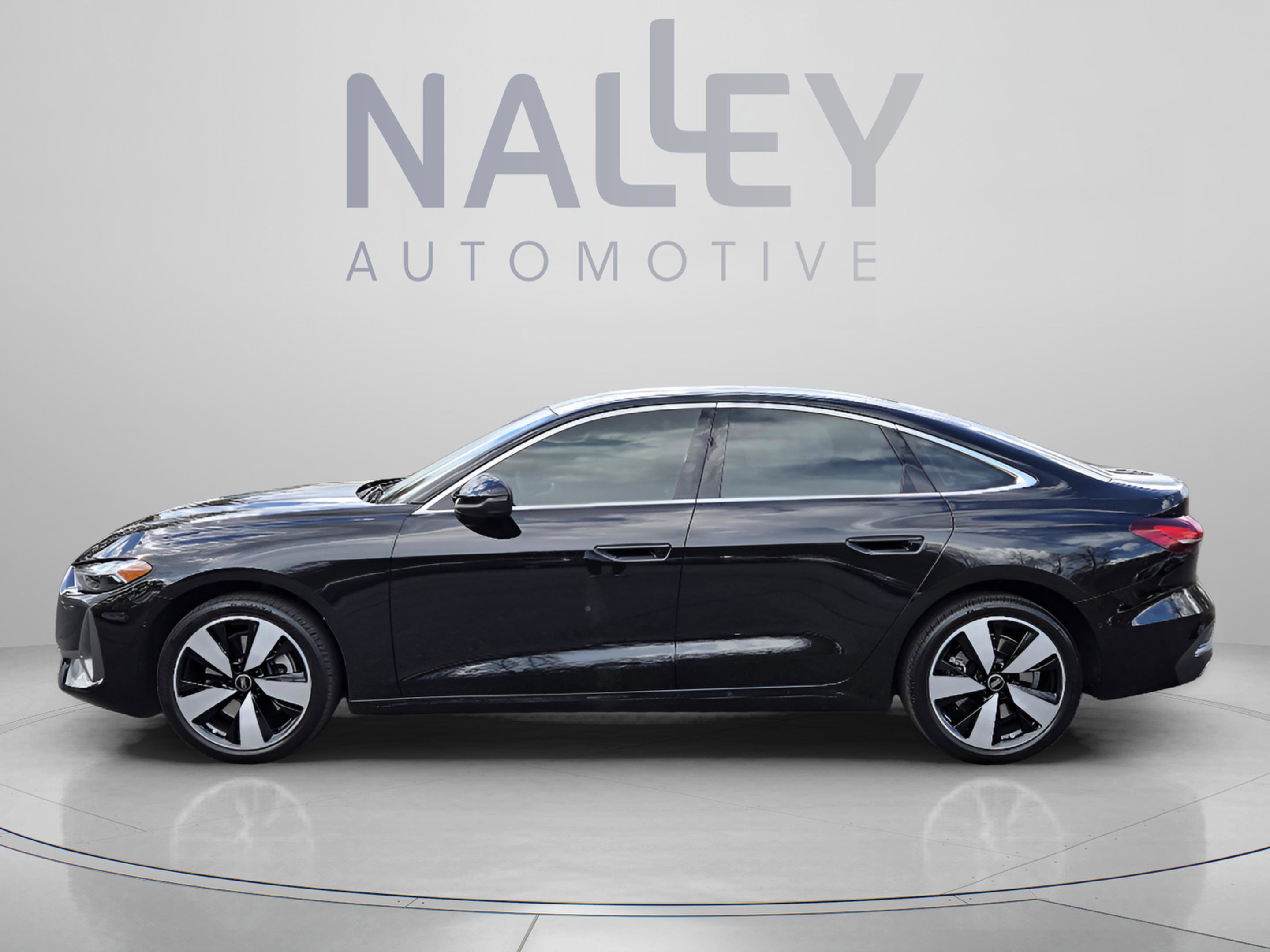 Used 2025 Audi A5 2.0T Premium Plus w/ Premium Plus AWD/4WD image 2